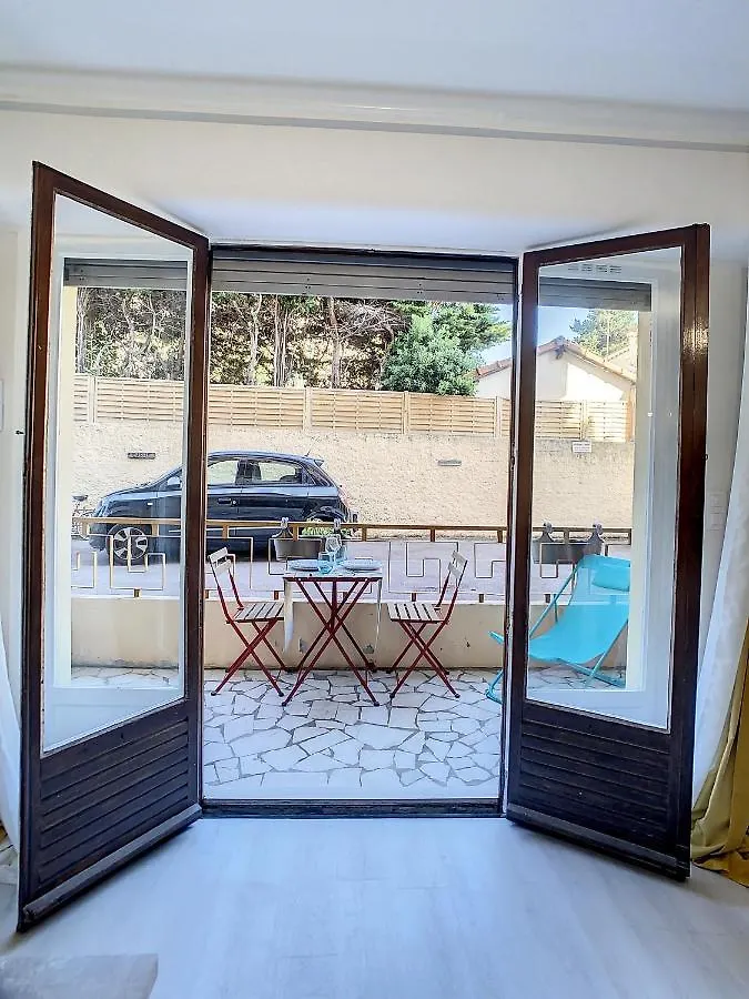 Apartment Ferienwohnung Grand Studio Av Terrasse, Au Calme, Centre Ville, Viel Antibes, Port Et Plage